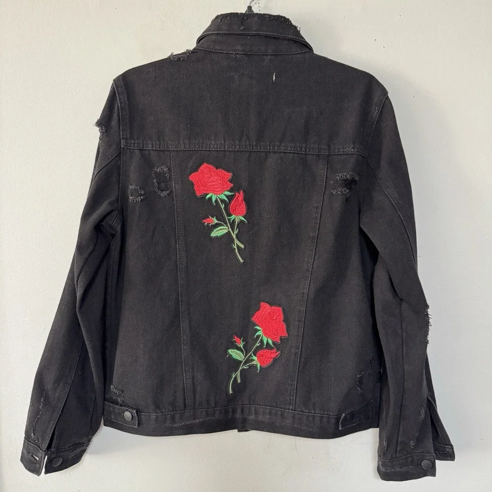 CI SONO Distressed Denim Black Trucker Jean Jacket‎ Embroidered Floral Rose S